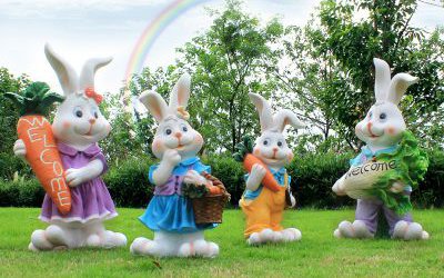 公園草坪玻璃鋼仿真彩繪兔子雕塑