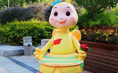 動物園創意玻璃鋼卡通蜜蜂雕塑