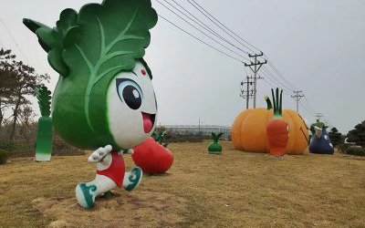 農場大型創意玻璃鋼卡通蔬菜公仔雕塑