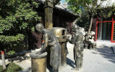 玻璃鋼仿銅城市街道民俗小品小販人物雕塑