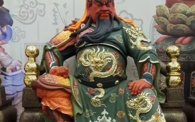 玻璃鋼彩繪寺廟供奉關(guān)公雕塑