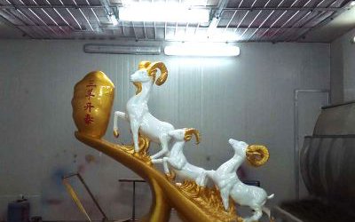 公園景區(qū)創(chuàng)意玻璃鋼三羊開泰雕塑