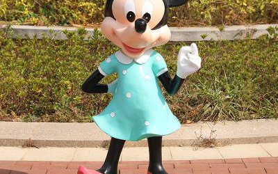 迪士尼彩繪玻璃鋼米老鼠米妮雕塑